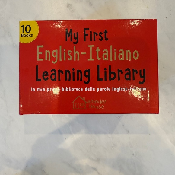 My First English-Italiano Learning Library - Red - Picture 2 of 7